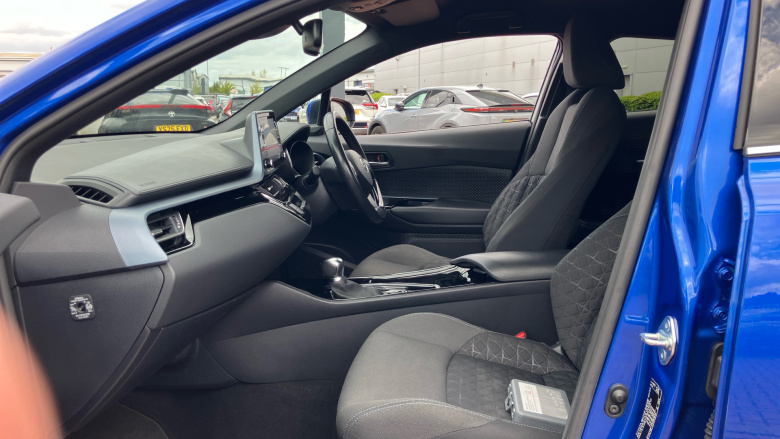 Toyota C-HR 1.8 Hybrid Design 5dr CVT Hybrid Hatchback
